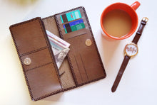 Load image into Gallery viewer, Flowers Purse
