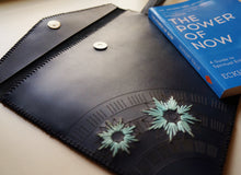 Load image into Gallery viewer, Sunflower Clutch Bag
